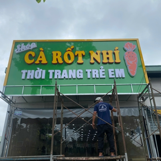  BẾN CÁT Sáng Rực, Thu Hút Mọi Ánh Nhìn 24/7! Thiết Kế & Thi Công Biển Chữ Nổi LED Cao Cấp, Chuyên Nghiệp.